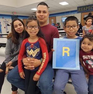 Meet your Posher, Ismael david